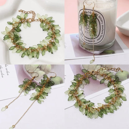50/100Pcs Acrylic Green Leaf Spacer Charms Beads