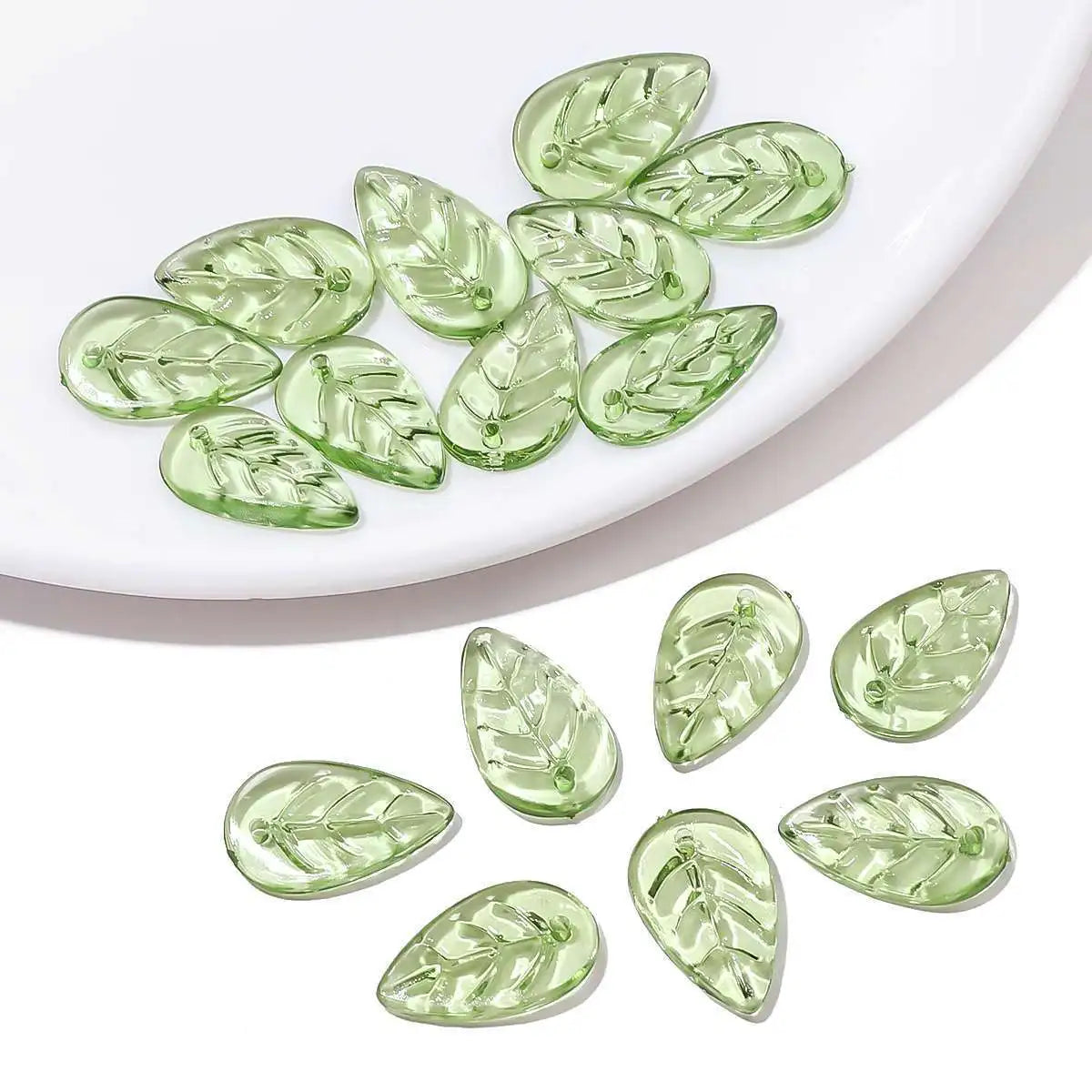 50/100Pcs Acrylic Green Leaf Spacer Charms Beads