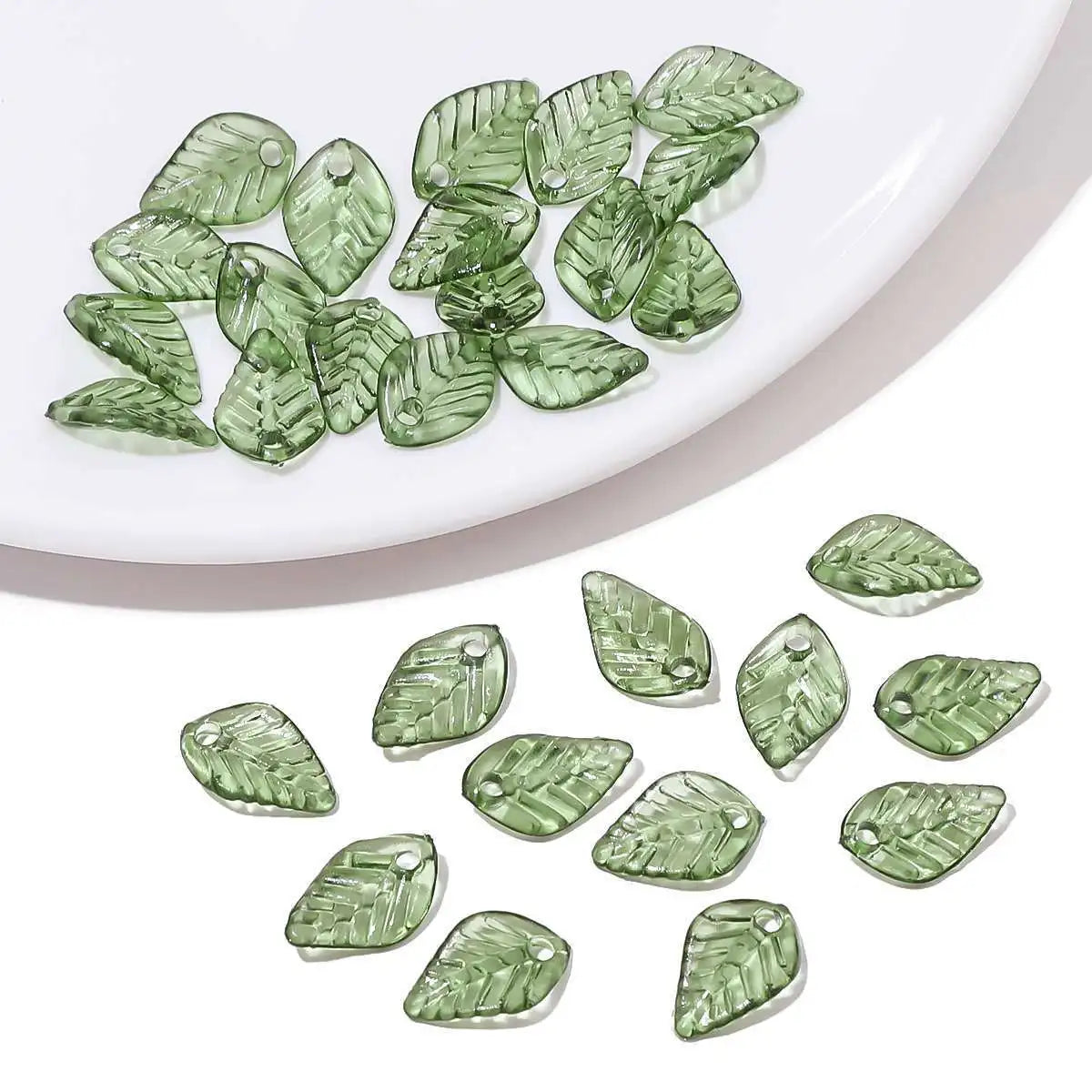 50/100Pcs Acrylic Green Leaf Spacer Charms Beads